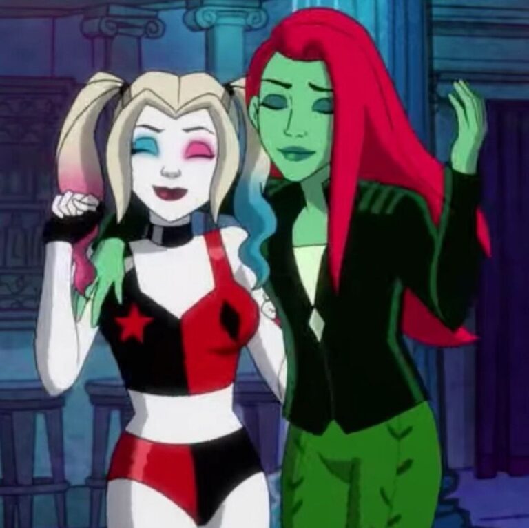 Harley and Poison Ivy hanging onto eachother smiling with their eyes closed.