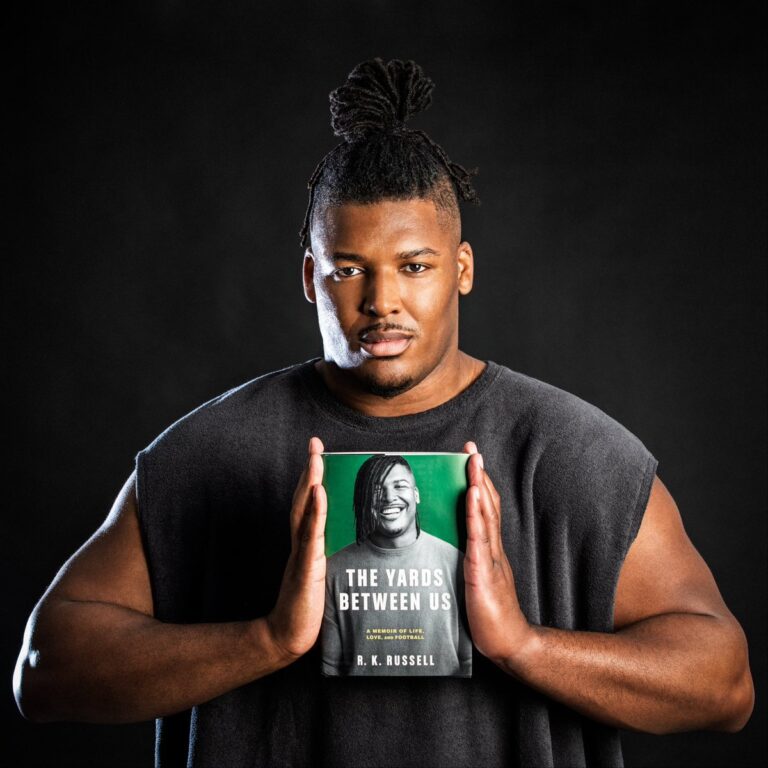 Bi Book Club: The Yards Between Us: A Memoir of Life, Love and Football