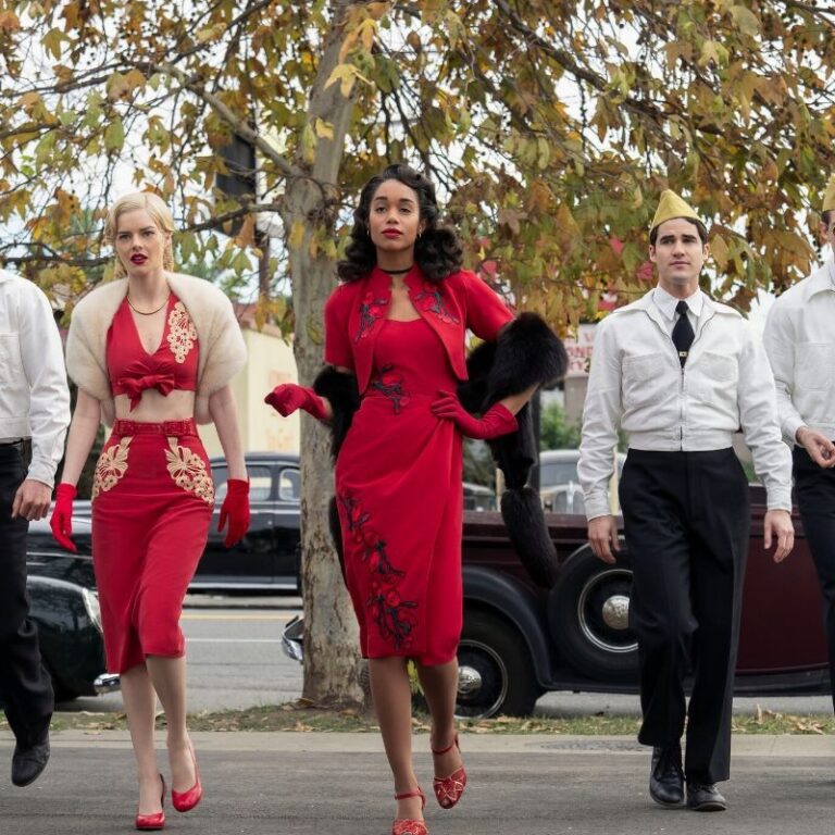 “Hollywood”: o Cómo pisotearon el legado de Scotty Bowers