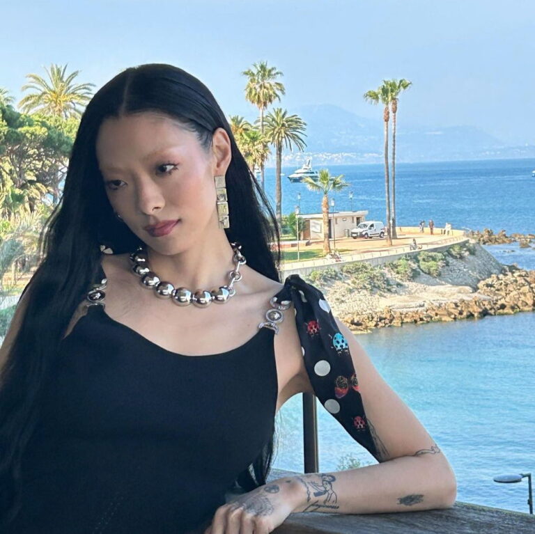 Rina Sawayama