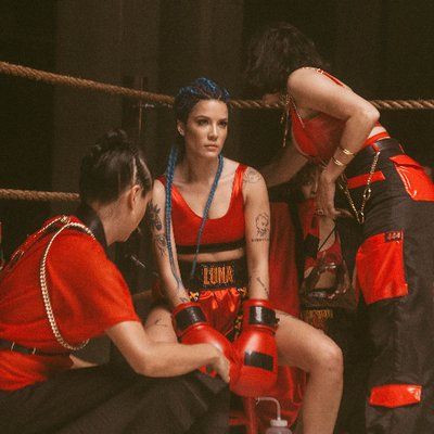 Halsey y Lauren Jauregui, “Strangers”