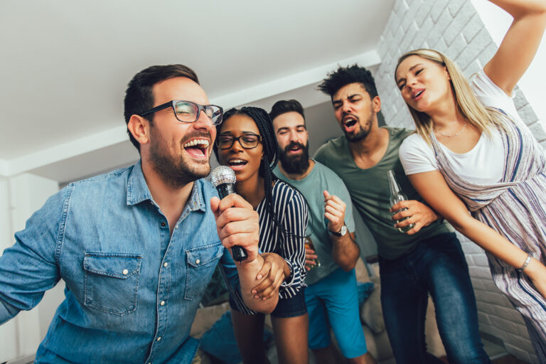 El radar bi y la paradoja de la masculinidad bi